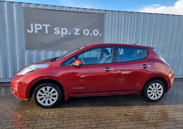 Nissan Leaf cena 42927 przebieg: 110767, rok produkcji 2015 z Darłowo małe 277